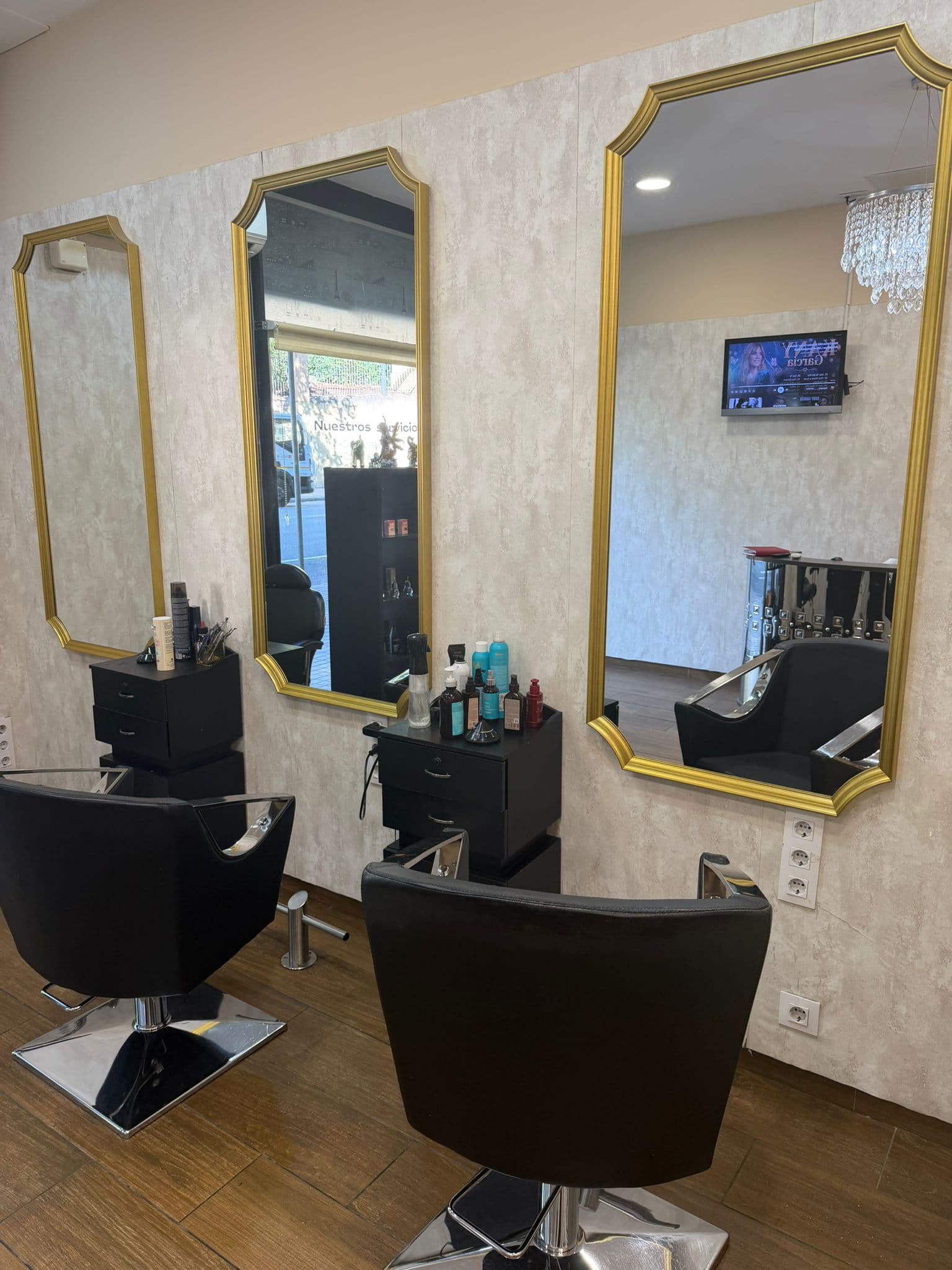 Traspaso peluquería unisex